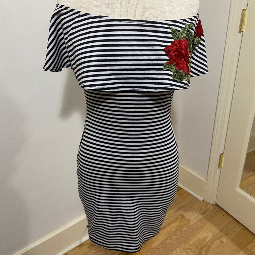 Black and White Striped mini body on with collar